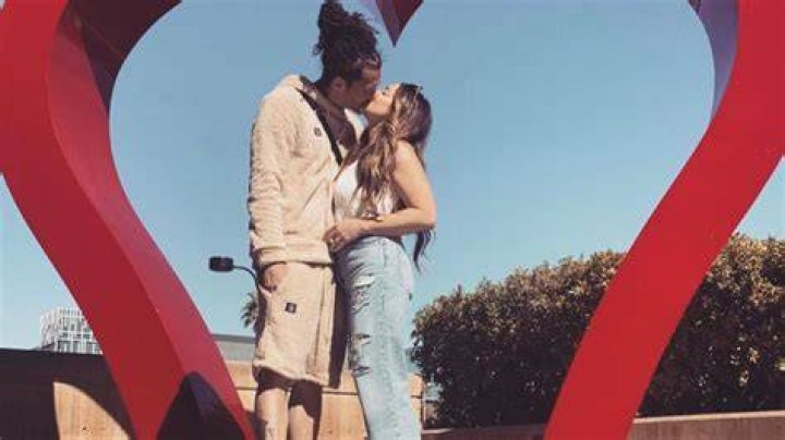
All about Justin de Vera: Alisan Porter gets hitched to longtime partner in Las Vegas 