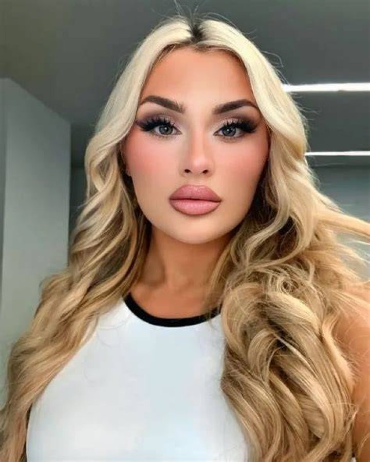 
Allegra Stratton Height, Weight, Net Worth, Age, Birthday, Wikipedia, Who, Nationality, Biography 
