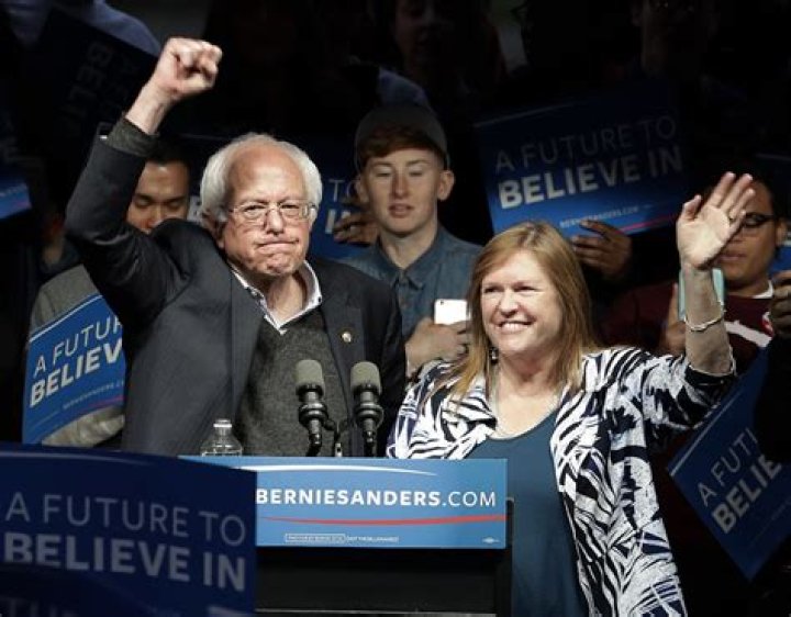 
Bernie Sanders Net Worth and All The Ways He Makes His Money 