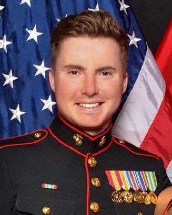 
Brady Zipoy Facts, Age, Birthday, Wikipedia, Who, Family, Biography 