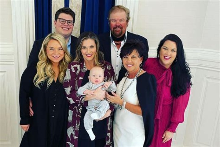 
Christine Taylor Siblings: Meet Brother Brian Taylor Parents And Family Details 