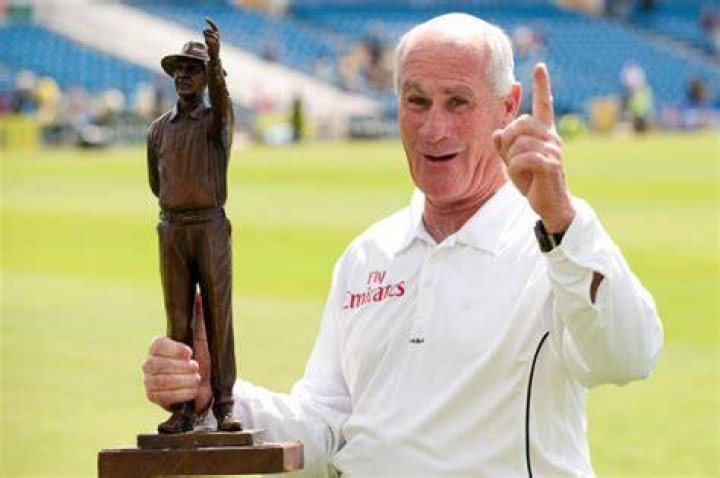 
Cricket Umpire Rudi Koertzen Passed Away At 73 – Death Cause And Obituary, Twitter Floods With Tributes 