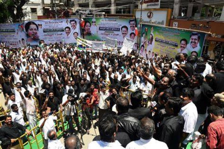 
DMK flays alliance partner CPI-M on its criticism of power tariff hike 