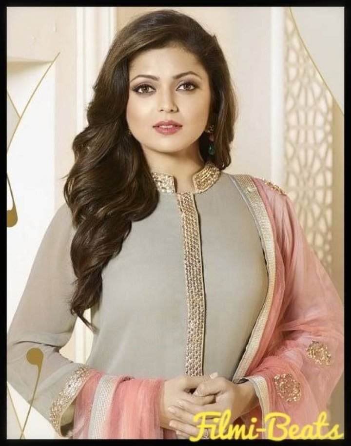 
Drashti Dhami Height, Weight, Net Worth, Age, Birthday, Wikipedia, Who, Nationality, Biography 