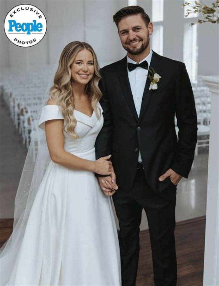 Eric Staal And Wife Tanya Staal Are Spending Their Blissful Married Life In Edina