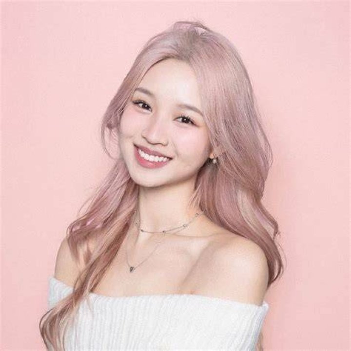 Greentea Peng Height, Weight, Net Worth, Age, Birthday, Wikipedia, Who, Nationality, Biography
