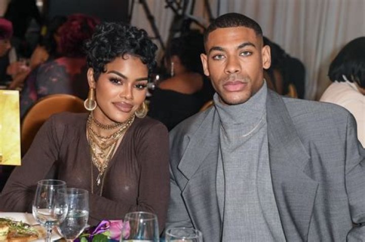 Inside Kallmekris And Her Boyfriend Aaron Brown Relationship Timeline