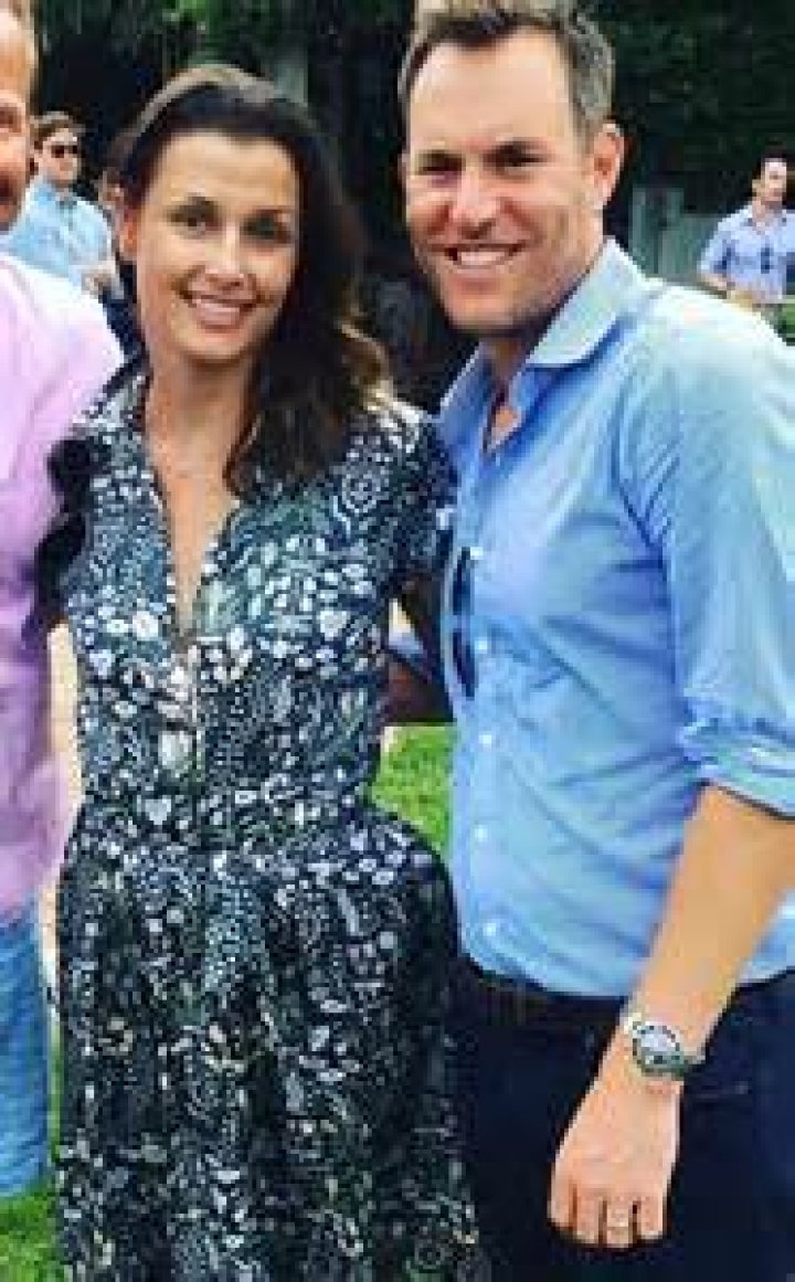 
Is Bethenny Frankel Married? Know Bethenny Frankel Husband, Age, Net Worth, and More 