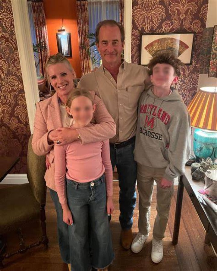 
Is Kristin Stanford Married? Her Bio, Age, Husband and Kids 
