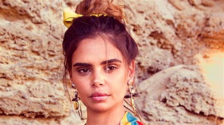 
Is Model Samantha Harris Aboriginal Australian? Know About Her Family Heritage 