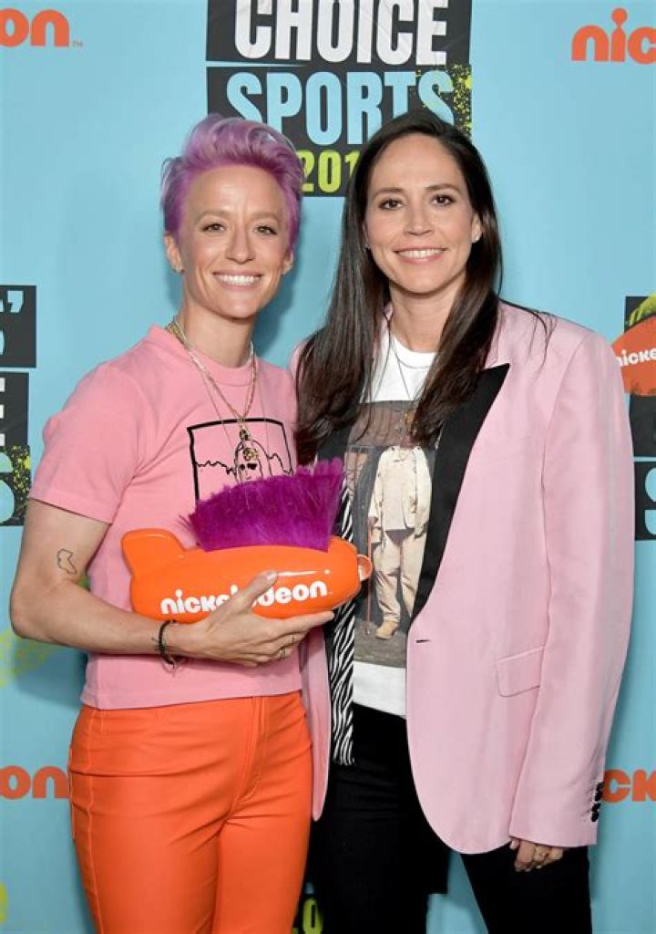 Megan Rapinoe Biography: Boyfriend or Girlfriend, Family, Salary & Net Worth