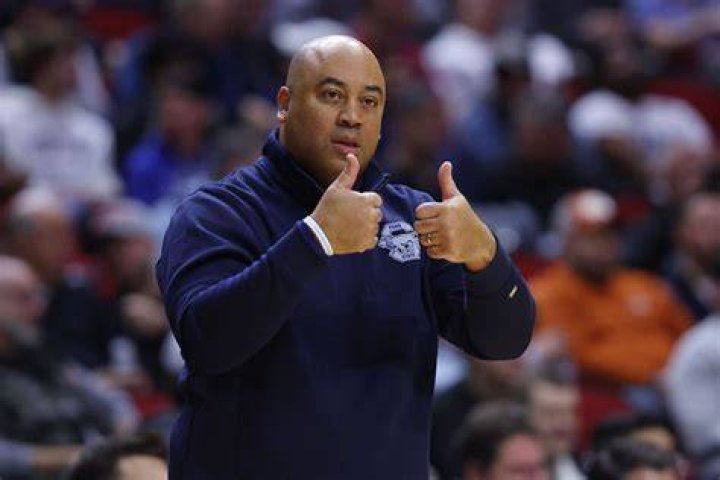 
Micah Shrewsberry Health Update: Is He Joining Notre Dame? Transfer News And Salary 