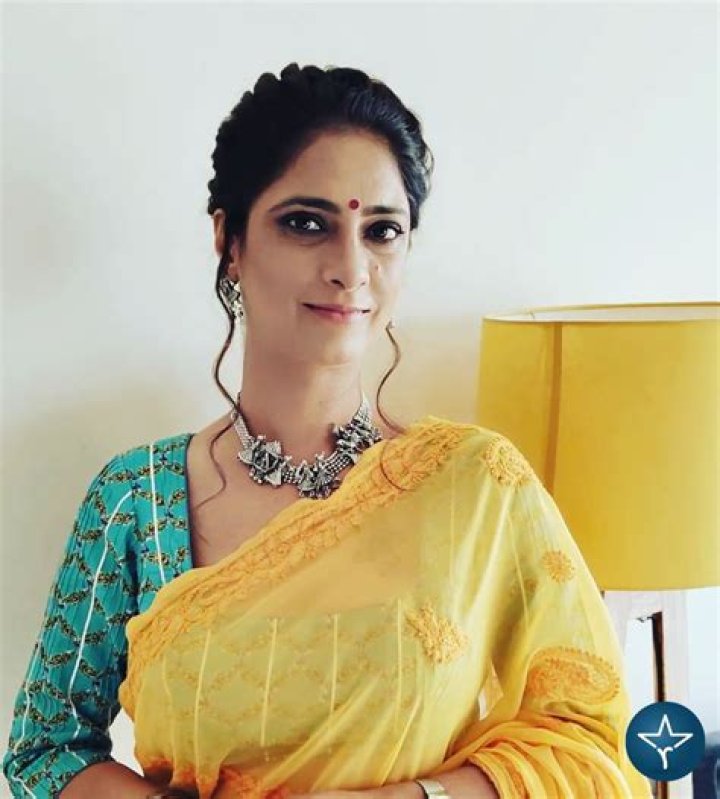 
Nelu Handa Height, Weight, Net Worth, Age, Birthday, Wikipedia, Who, Nationality, Biography 