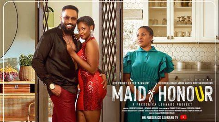 
Reactions As Nollywood Actor, Frederick Leonard Poses With Queen Nwokoye In A Movie Set. 