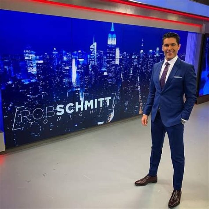 Rob Schmitt Height, Weight, Net Worth, Age, Birthday, Wikipedia, Who, Instagram, Biography