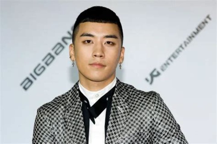
Seungri Height, Weight, Net Worth, Age, Birthday, Wikipedia, Who, Nationality, Biography 