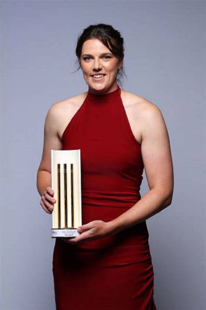 Shannen Reilly McGrath Height, Weight, Net Worth, Age, Birthday, Wikipedia, Who, Instagram, Biography