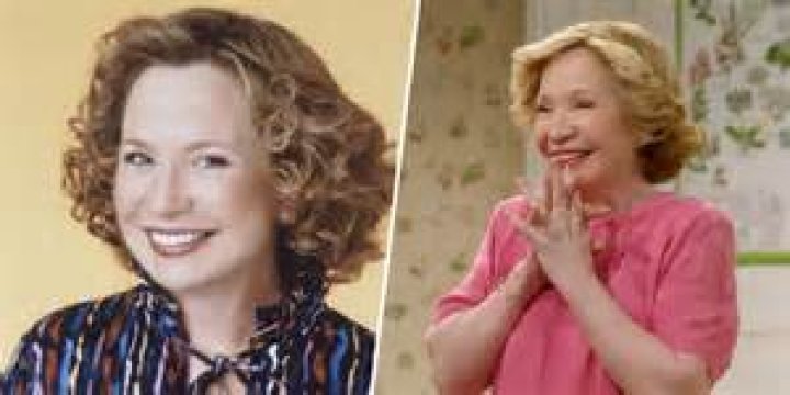
‘That ’70s Show’ ‘s Debra Jo Rupp Gets Emotional About the ‘Gift’ of Returning to Set: ‘No Time Passed’ 