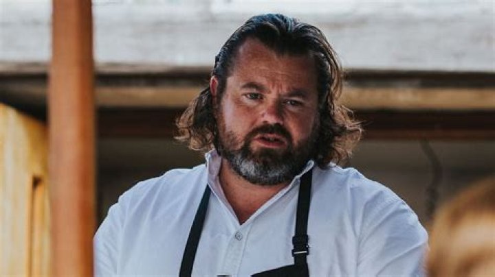 Vaughan Mabee Height, Weight, Net Worth, Age, Birthday, Wikipedia, Who, Nationality, Biography