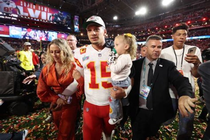
Watch Van Jefferson’s Son, Born After Super Bowl Win, Greet Dad in Adorable Moment on NFL Field 