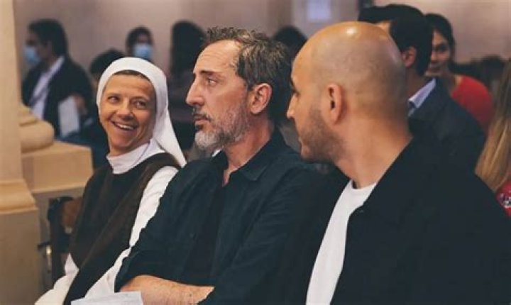 
Who Is Gad Elmaleh? Comedian Religion, Wiki And Family 